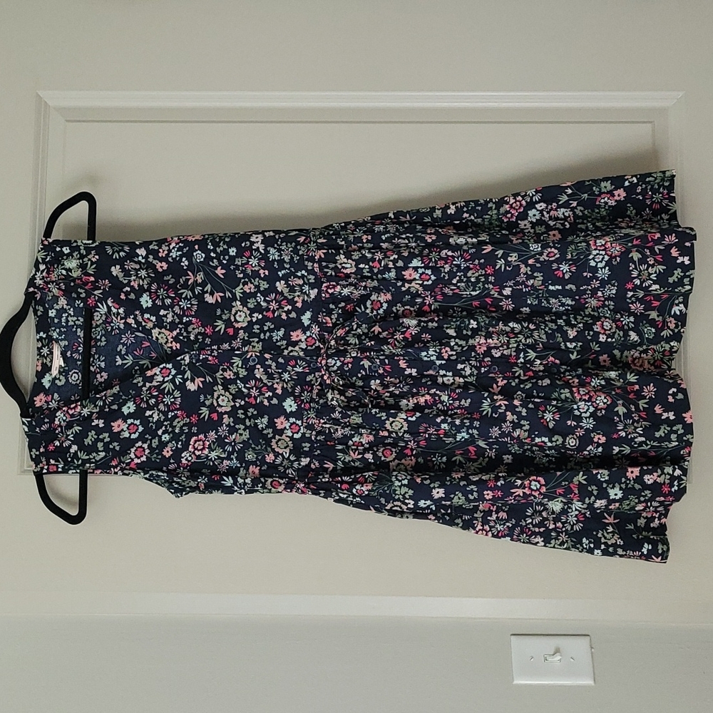 Gap Floral Dress with pockets and adjustable belt